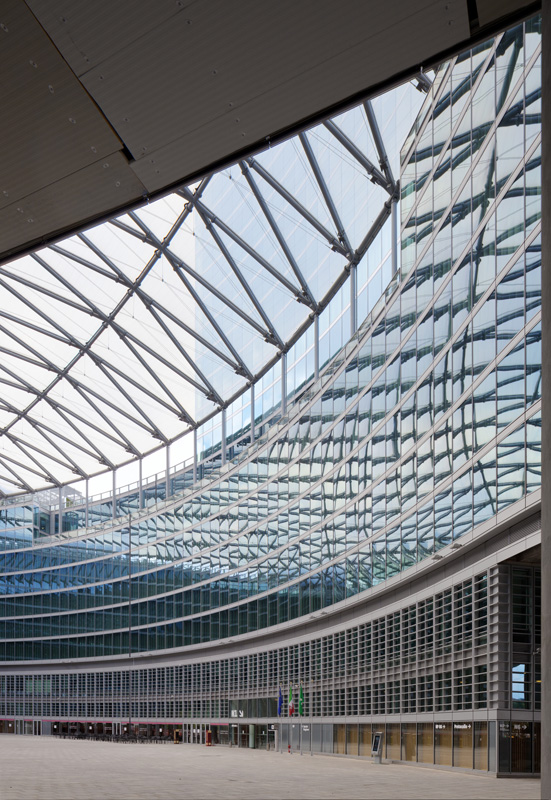 Palazzo Lombardia (Pei Coob Freed Partners, 2010)